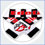 Vereinschals gestrickt